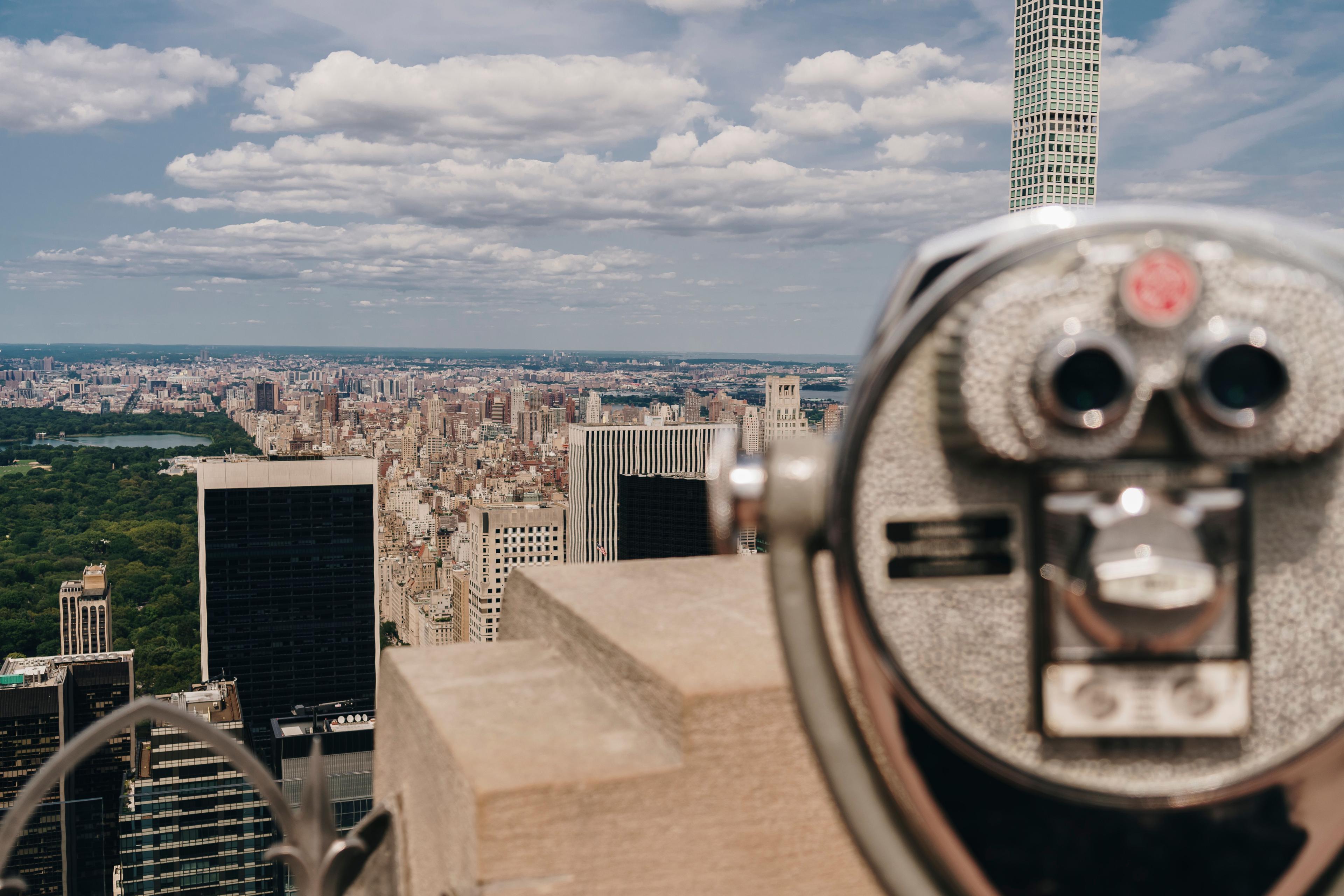 viewfinder and central park from top of the rock