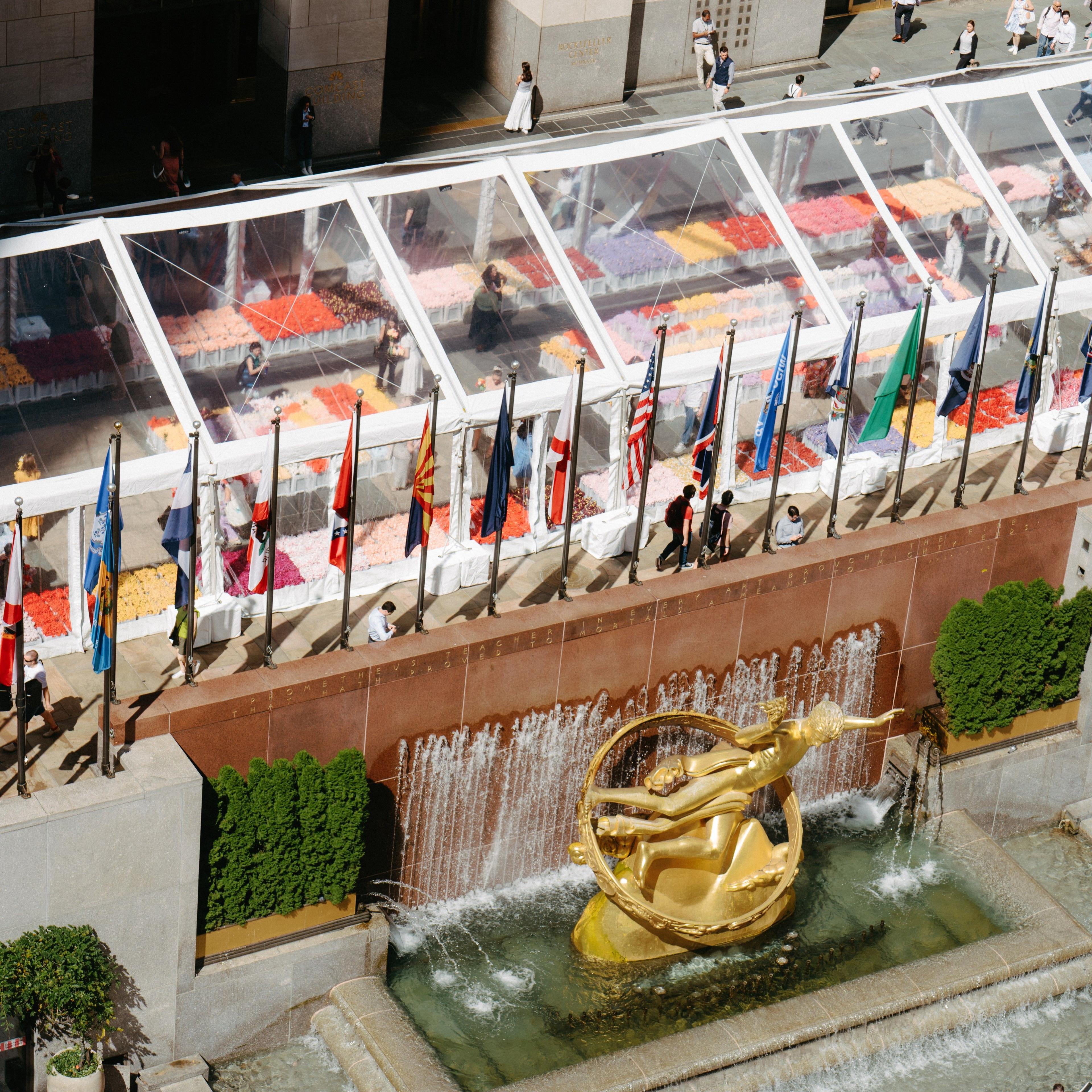 cj hendry's flower market at rockefeller center